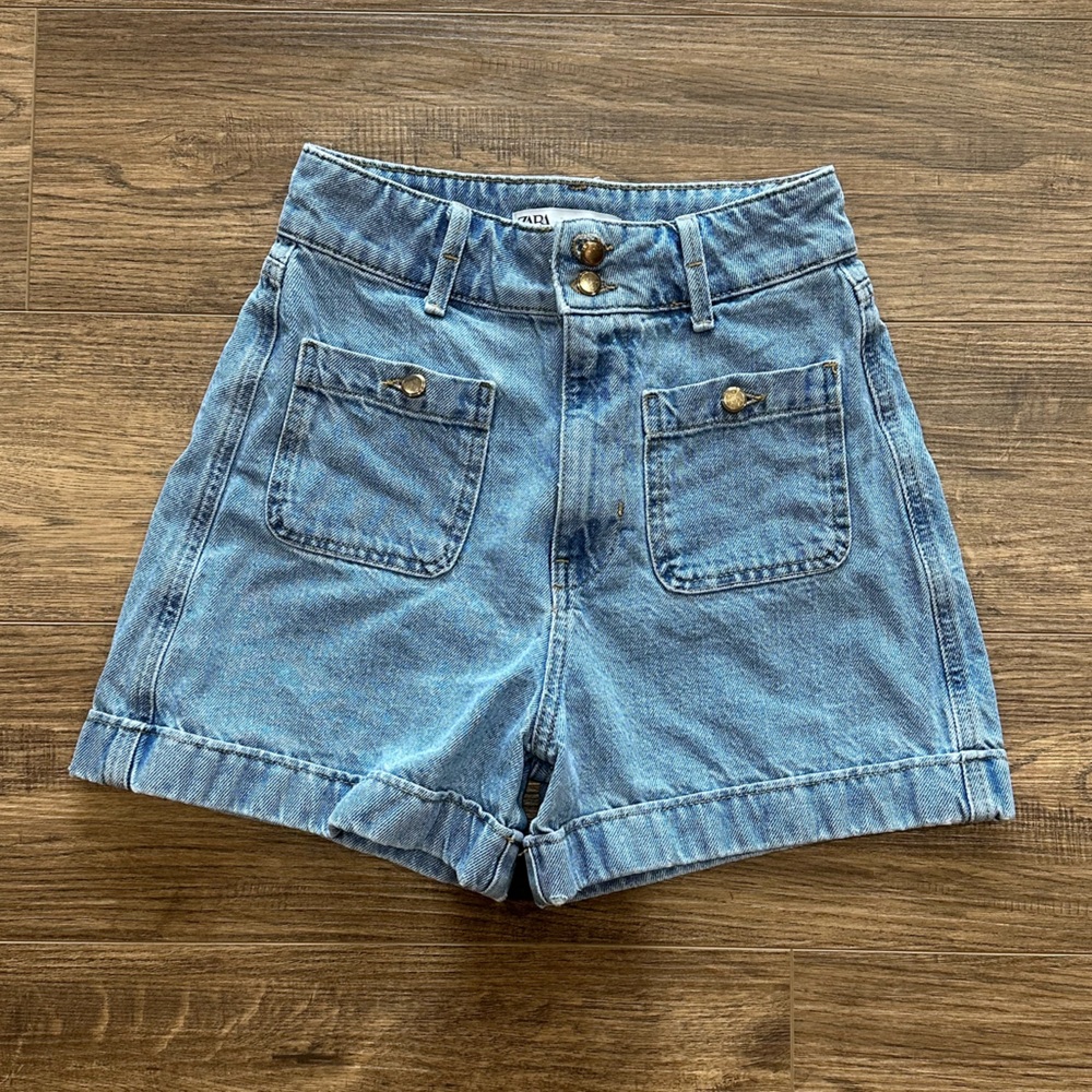 Zara | denim shorts